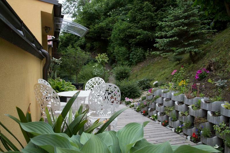 Villa Kreuthhof Appartements Клостернойбург Екстериор снимка